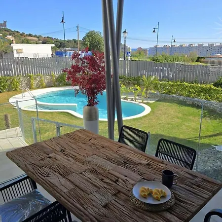 Magnifique Terrasse Piscine 4pers *